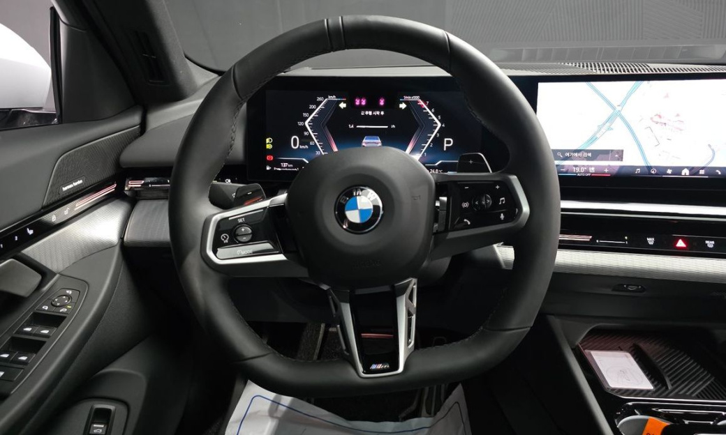 BMW 5-Series 520i M Sport, 2024