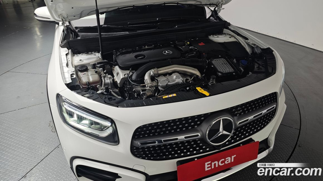 Mercedes-Benz GLB-Class GLB250 4MATIC, 2025