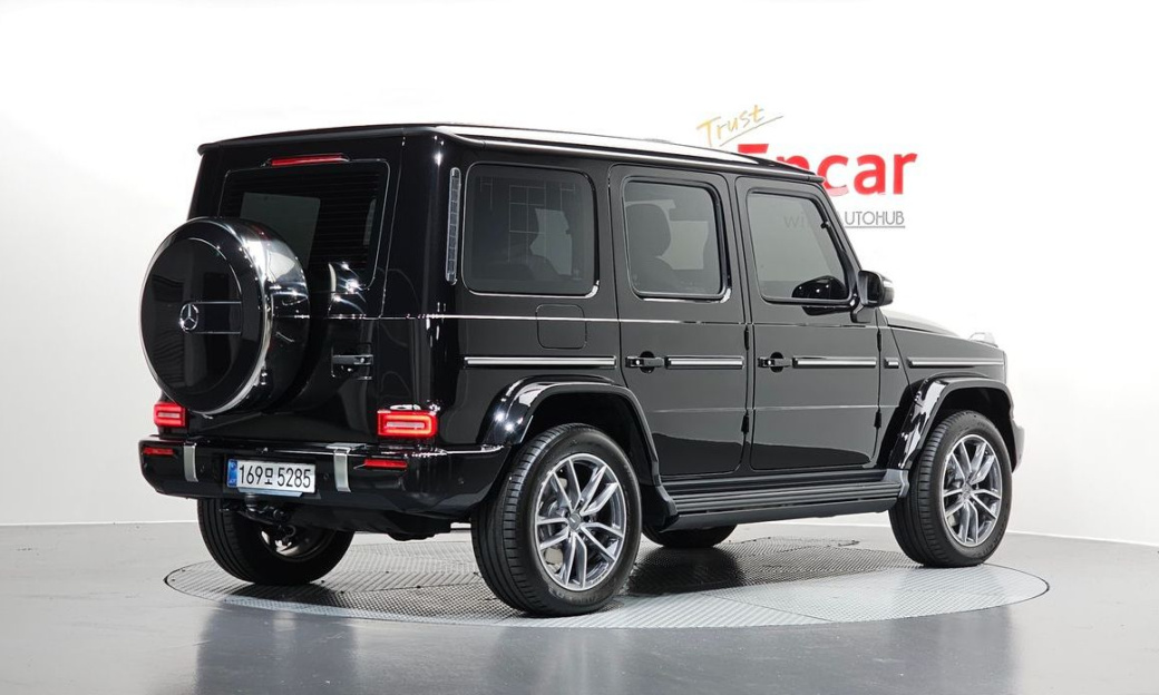 Mercedes-Benz G-Class G450d, 2025