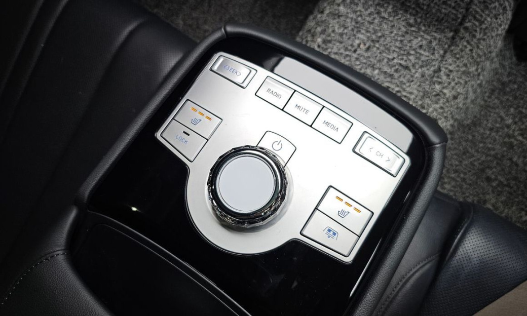 Genesis G80 Gasoline 2.5 Turbo AWD, 2025