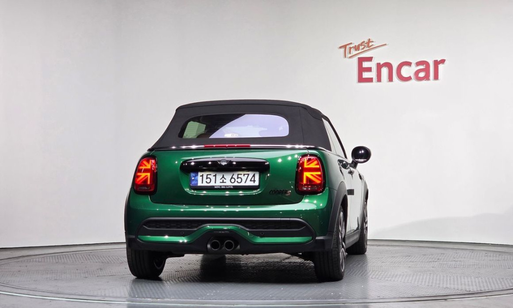 Mini Cooper Convertible Classic, 2024