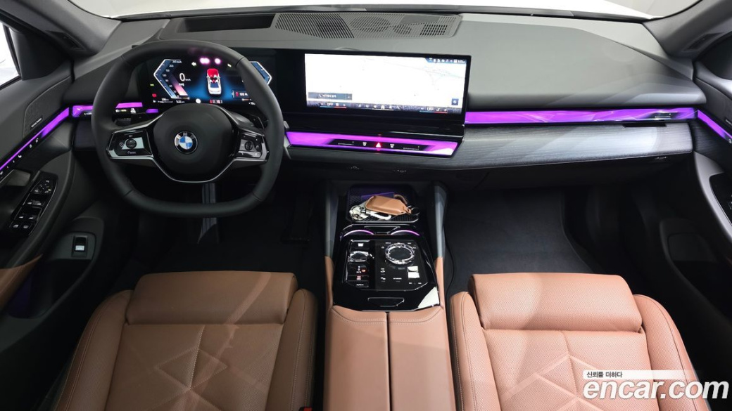 BMW 5-Series 530i xDrive, 2025