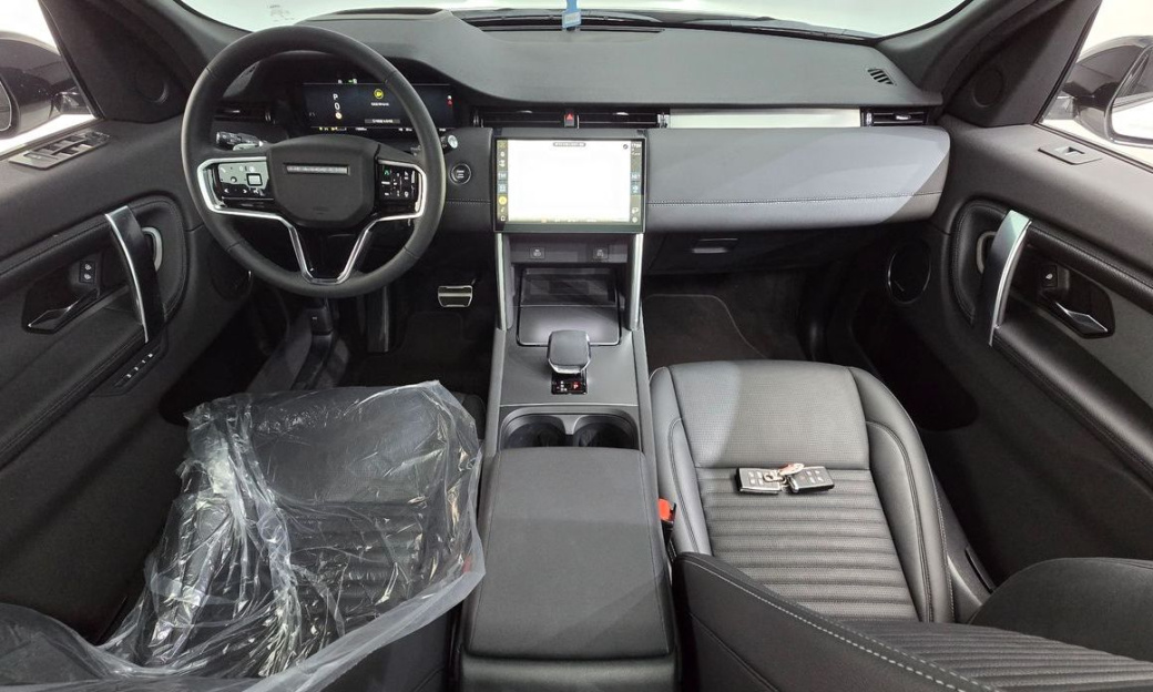 Land Rover Discovery Sport P250 Dynamic SE, 2025