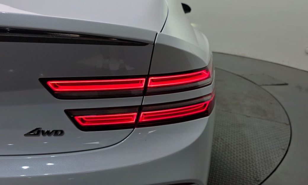 Genesis G80 Gasoline 2.5 Turbo AWD, 2024