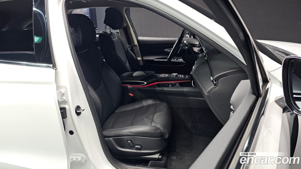 Genesis GV70 2.5T Gasoline AWD, 2024