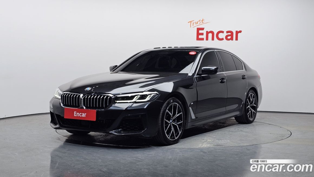 BMW 5-Series 530i xDrive M Sport Package, 2022