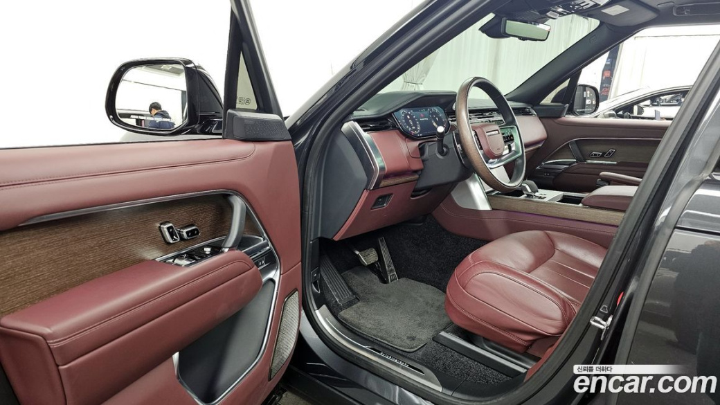 Land Rover Range Rover P530 Autobiography, 2024