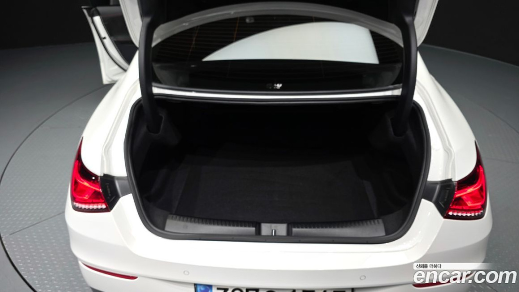 Mercedes-Benz CLA-Class CLA250 4MATIC, 2023