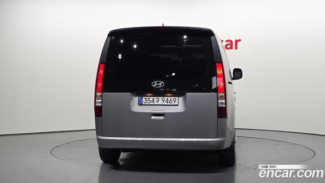 Hyundai Staria Tourer 9-Seater, 2025