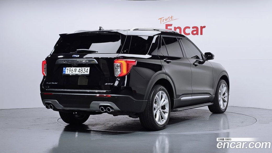 Ford Explorer 3.0 Platinum 4WD, 2023