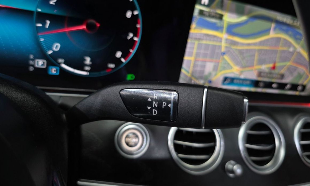 Mercedes-Benz E-Class E250 Avantgarde, 2022
