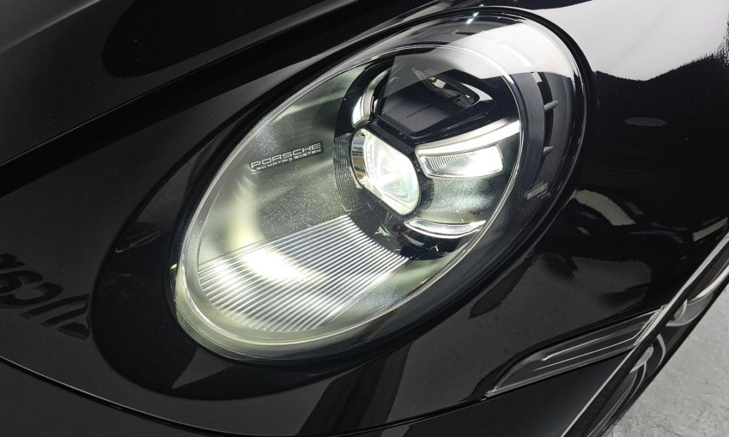 Porsche 911 Carrera S Cabriolet, 2024