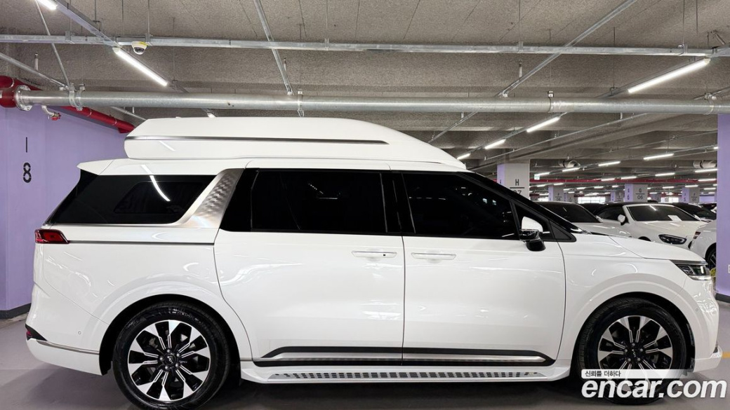 Kia Carnival 9-Seater Hi-Limousine, 2022