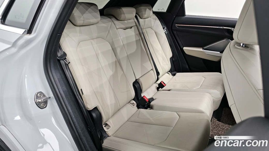 Audi Q3 35 TDI Quattro Premium, 2022