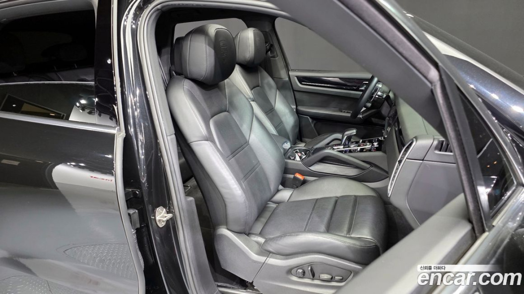 Porsche Cayenne 3.0, 2023