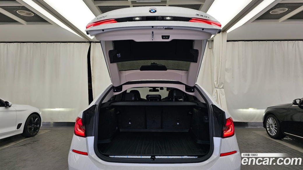 BMW Gran Turismo 630i xDrive Luxury, 2022