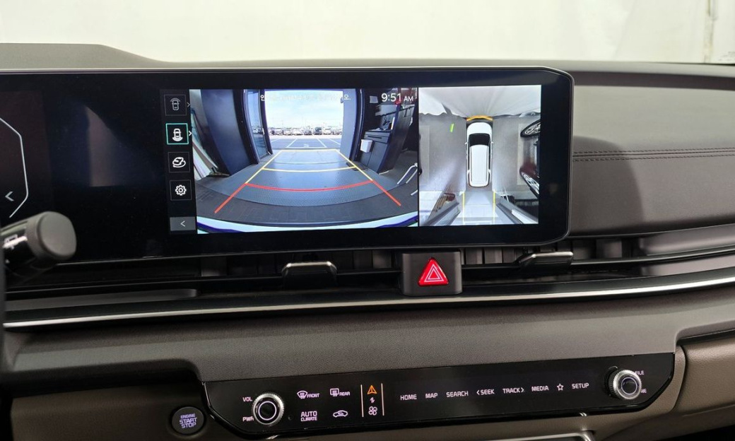 Kia Carnival 9-Seater Noblesse, 2025