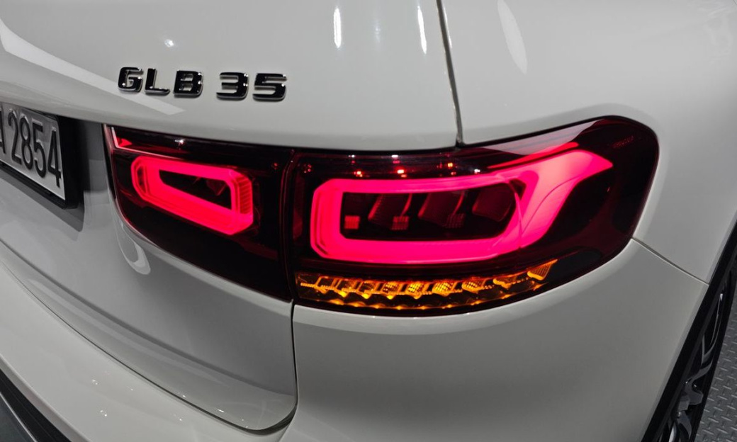 Mercedes-Benz GLB-Class AMG GLB35 4MATIC, 2023
