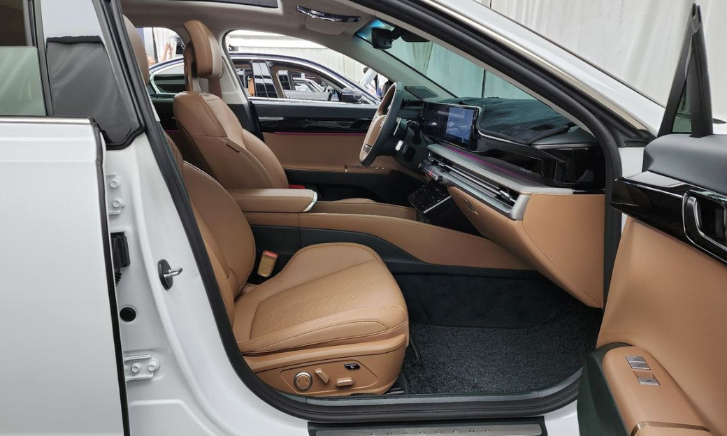 Hyundai Grandeur 2,5 Gasoline 2WD, 2024