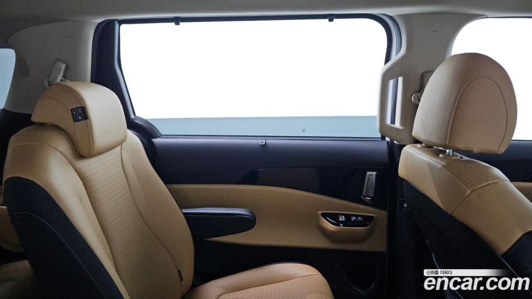 Kia Carnival 9-Seater Noblesse, 2023
