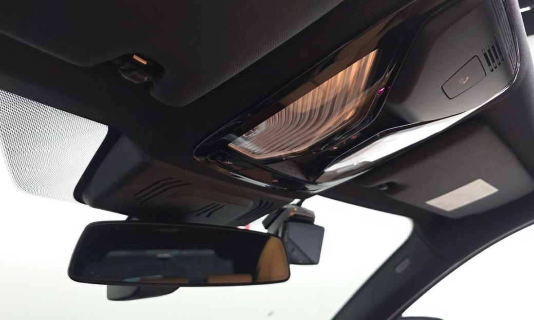BMW 3-Series 320d Touring M Sport, 2025