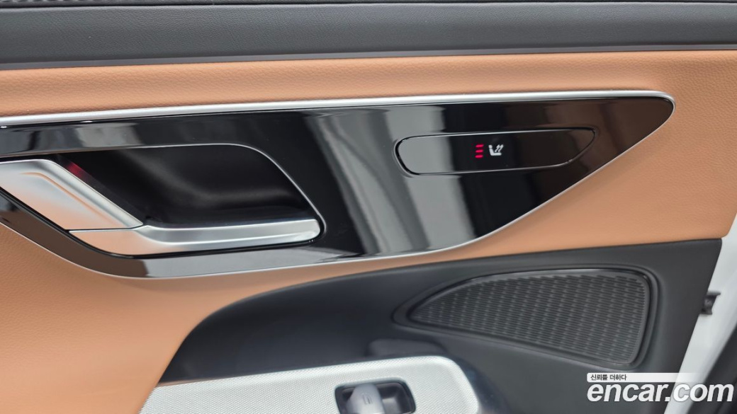 Mercedes-Benz E-Class E200 AMG Line, 2026