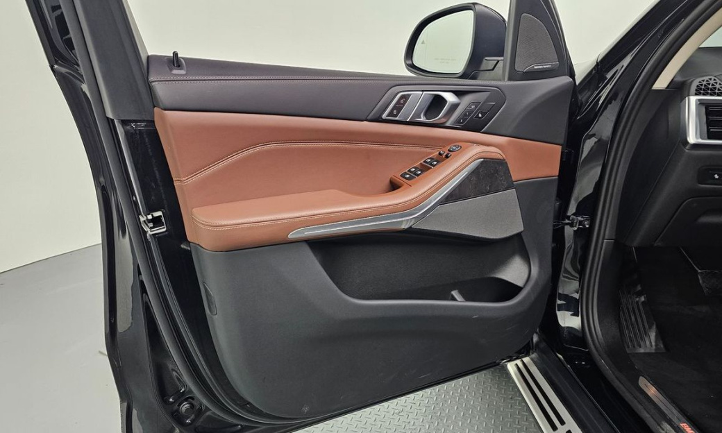 BMW X5 xDrive 40i xLine, 2024