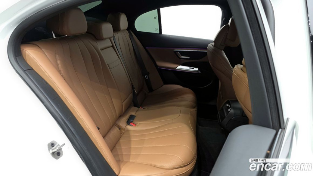 Mercedes-Benz E-Class E200 Avantgarde, 2025