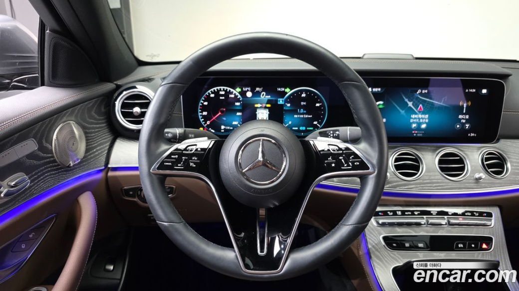 Mercedes-Benz E-Class E350 4MATIC Exclusive, 2023