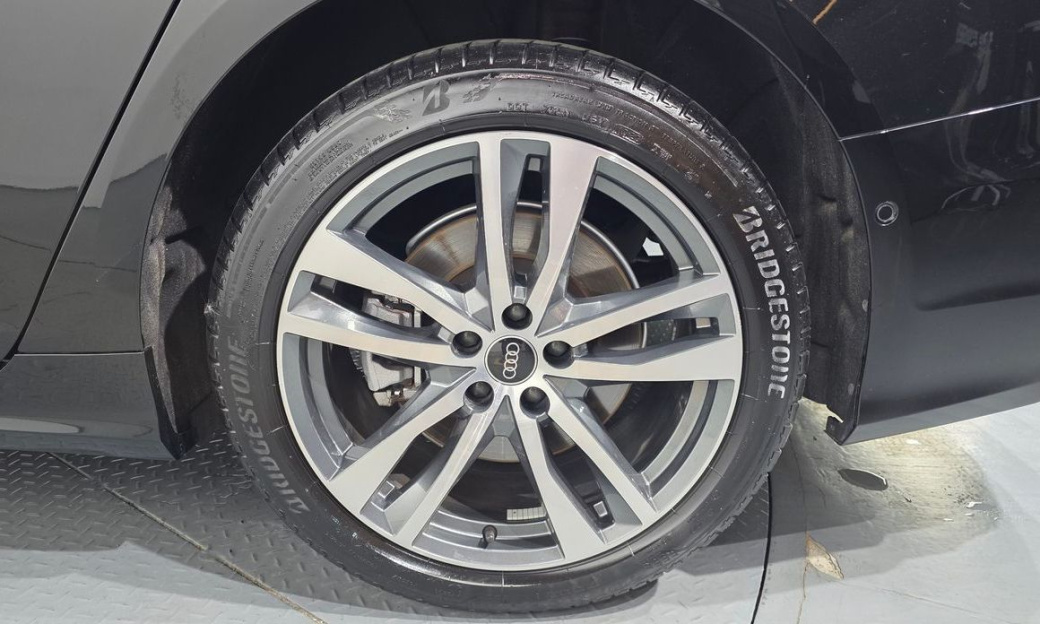 Audi A6 45 TFSI Premium, 2024
