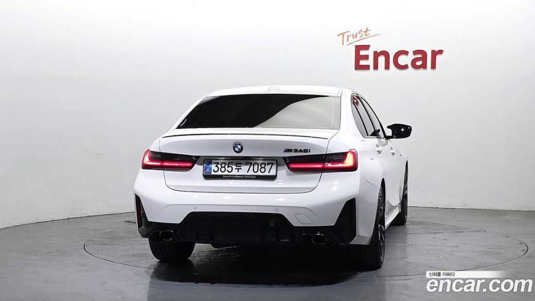 BMW 3-Series M340i, 2025
