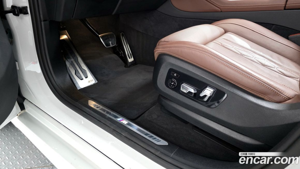 BMW X6 xDrive40i M Sport, 2024