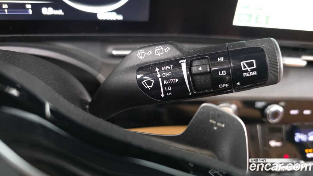 Kia Carnival 9-Seater Signature, 2022
