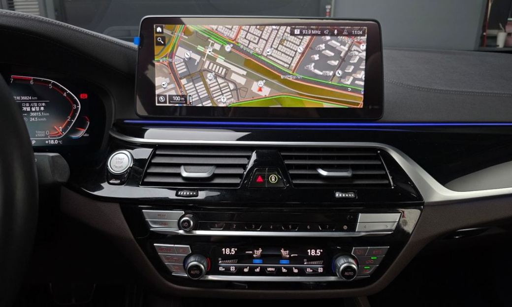 BMW 5-Series 530i M Sport Package, 2023