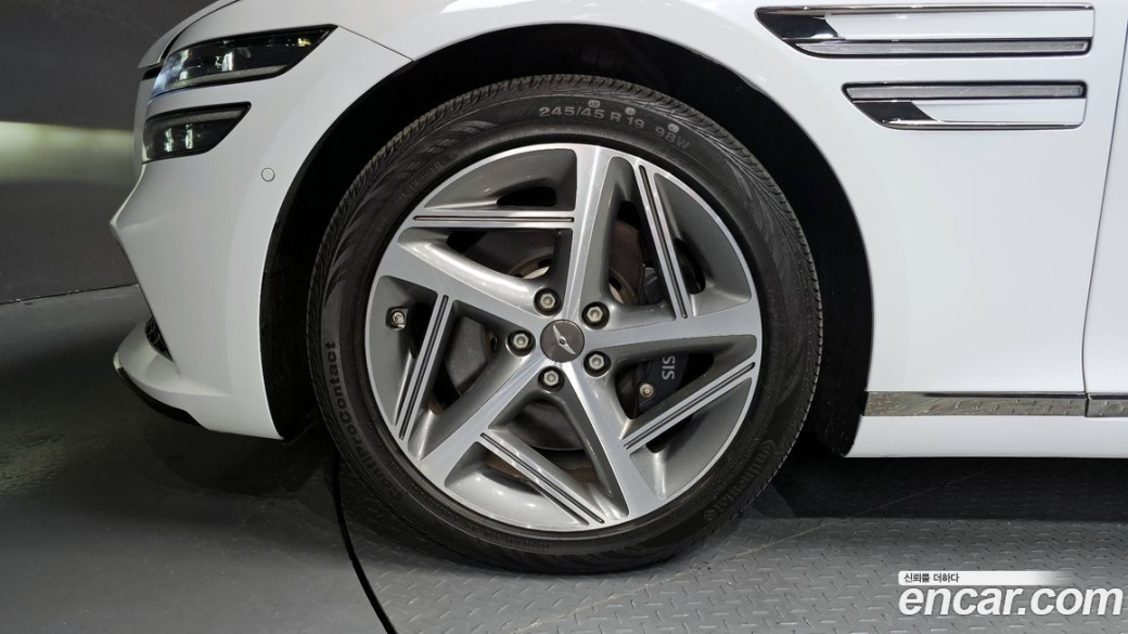 Genesis G80 Gasoline 2.5 Turbo AWD, 2024