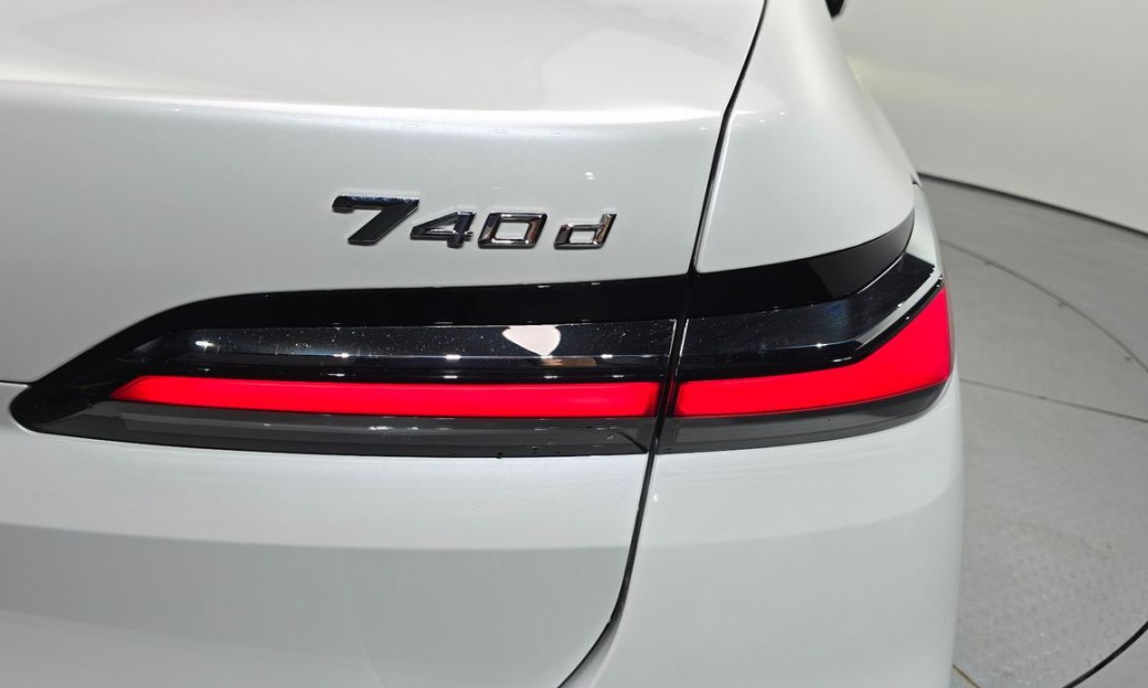 BMW 7-Series 740d xDrive M Sport, 2024