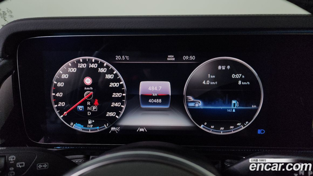 Mercedes-Benz G-Class G400d, 2023
