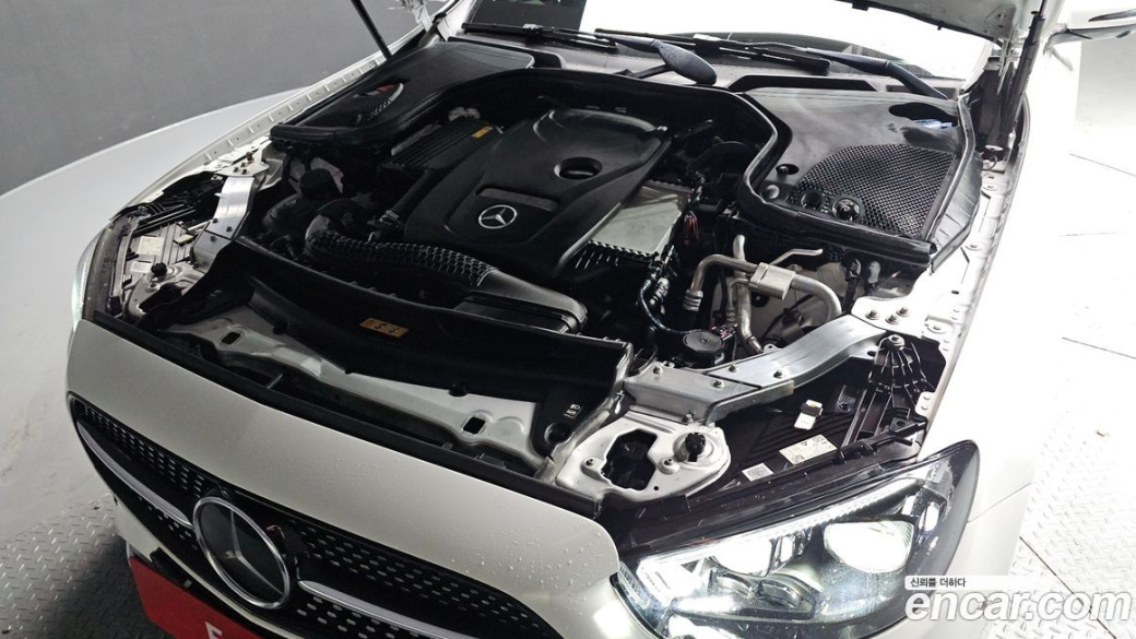 Mercedes-Benz E-Class E250 AMG Line, 2023