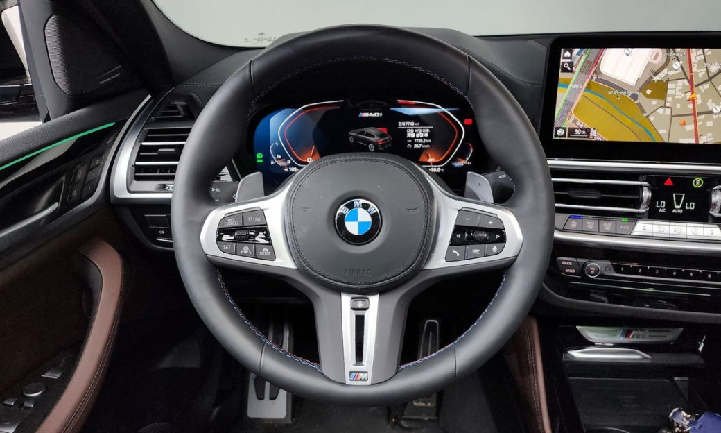 BMW X4 xDrive M40i, 2025