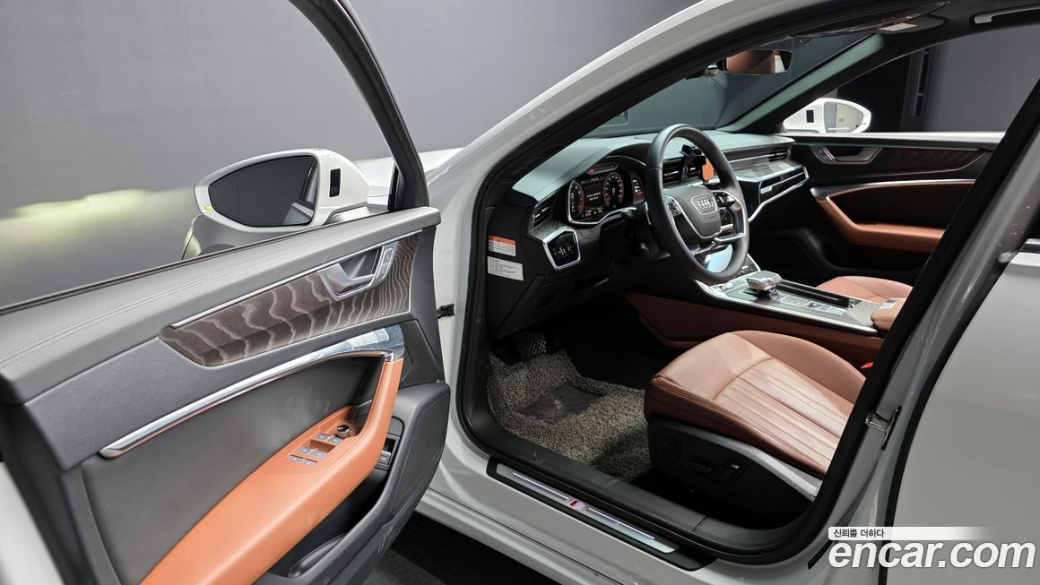 Audi A6 45 TFSI Quattro Premium, 2023