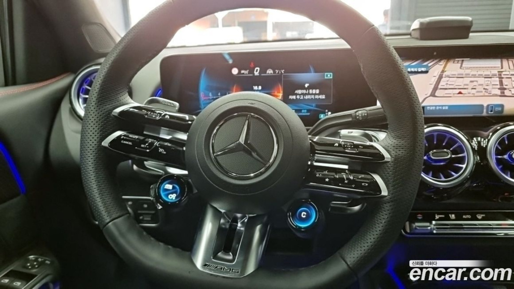 Mercedes-Benz GLB-Class AMG GLB35 4MATIC, 2025