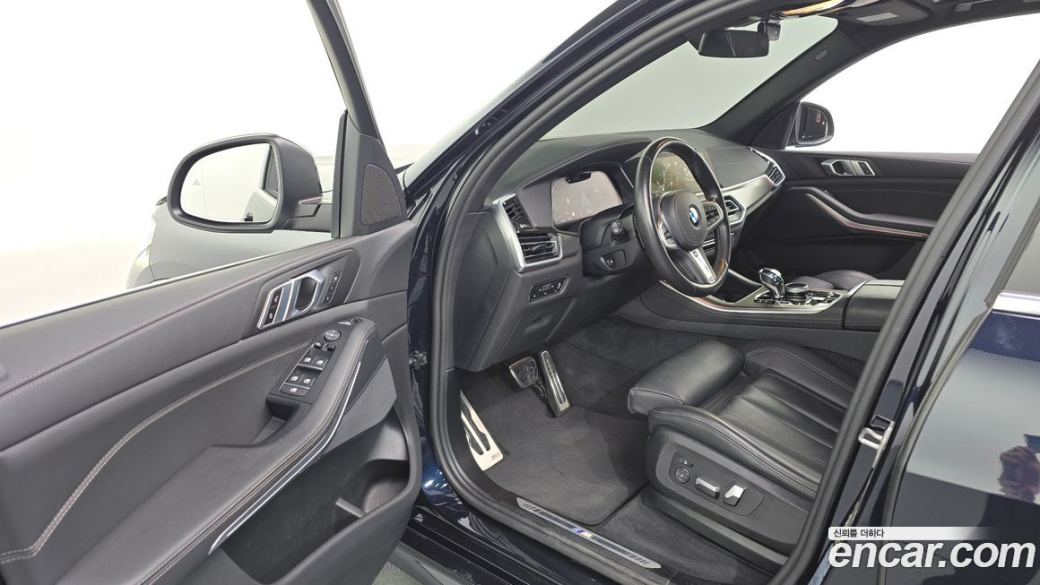 BMW X5 xDrive 30d M Sport, 2022