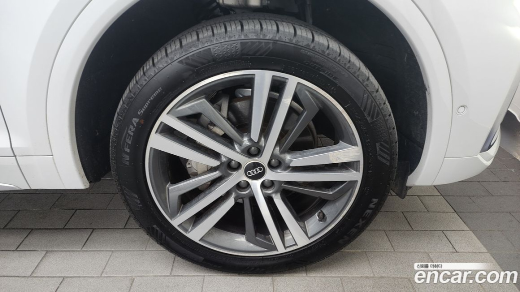 Audi Q5 45 TFSI Quattro Premium, 2022