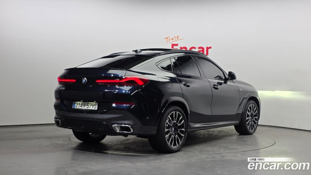 BMW X6 xDrive40i M Sport, 2024