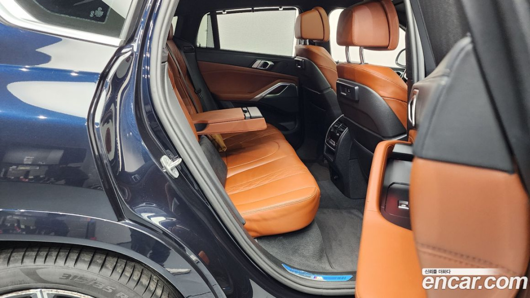 BMW X6 xDrive40i M Sport, 2022