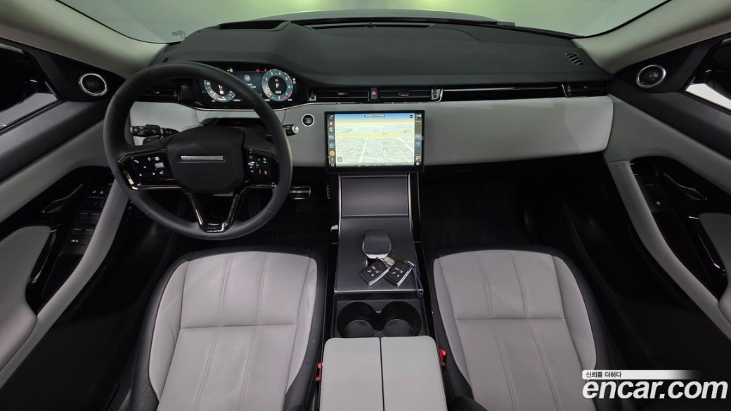Land Rover Range Rover Evoque P250 Dynamic SE, 2025