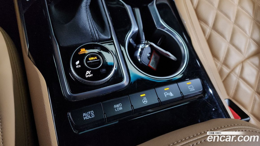 Kia Mohave Diesel 3.0 4WD 7-Seater, 2021