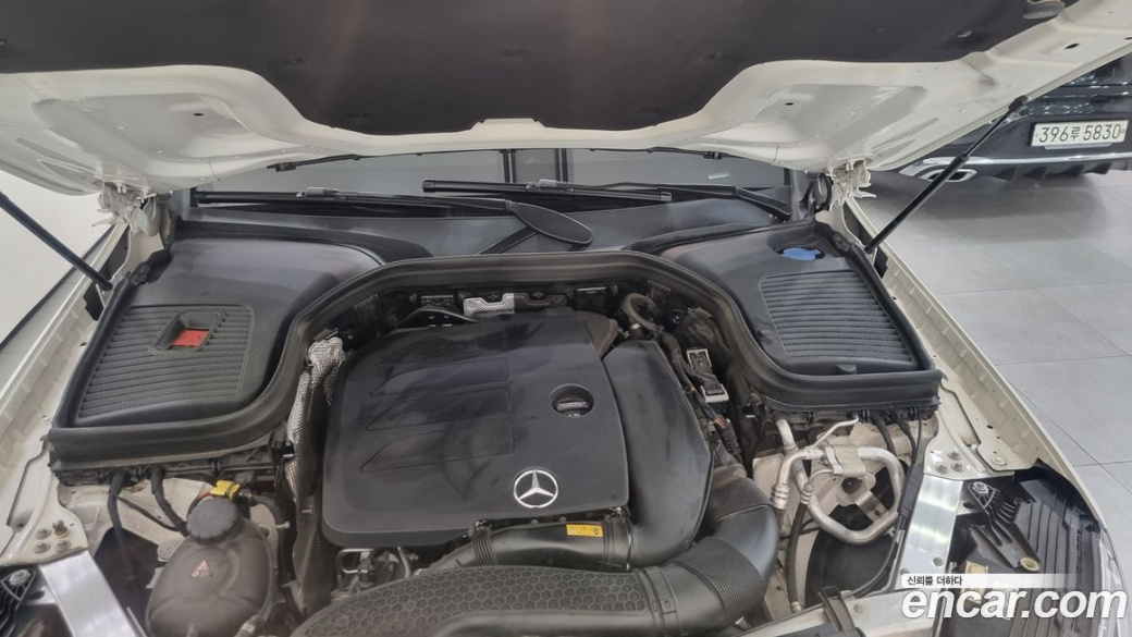 Mercedes-Benz GLC-Class GCL300 4MATIC Coupe, 2023