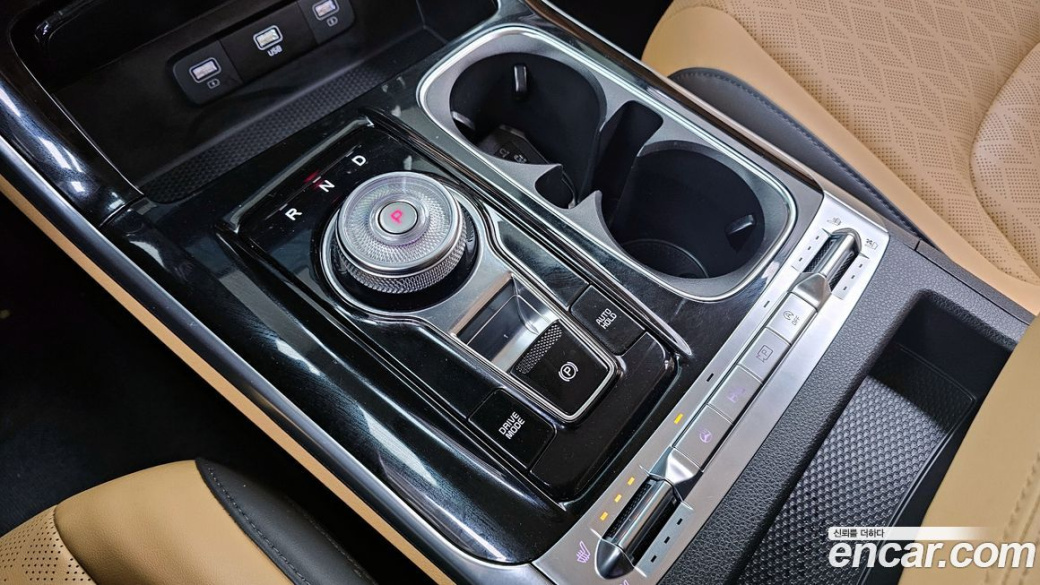 Kia Carnival 9-Seater Noblesse, 2023