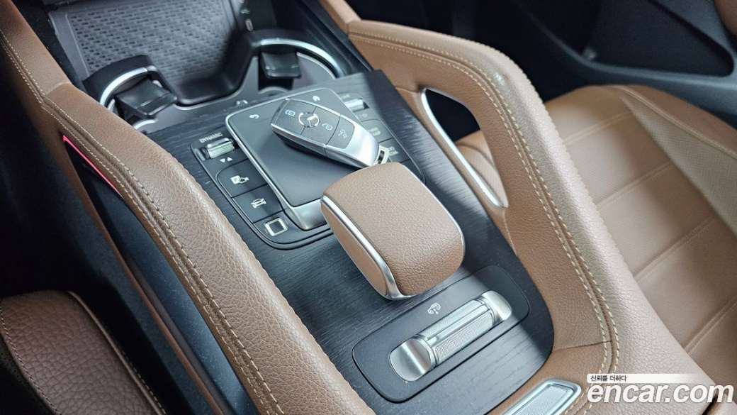 Mercedes-Benz GLE-Class GLE450 4MATIC, 2025